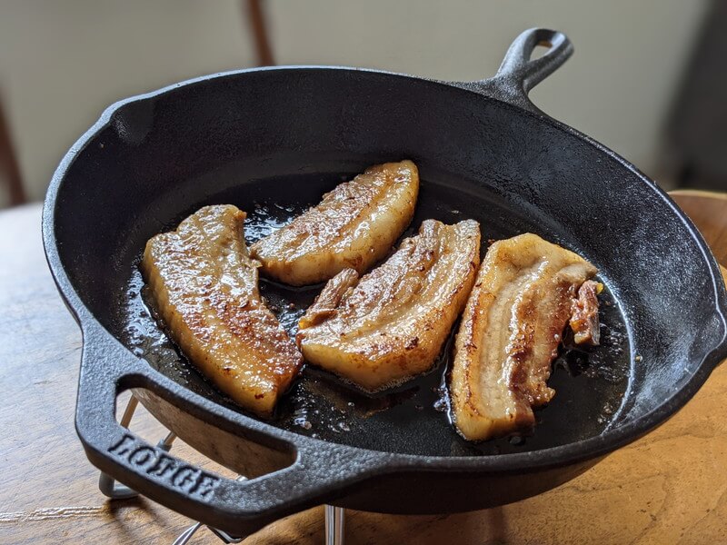 ロッジのスキレットレシピ09 簡単手作りチャーシュー ベランダ飯 キャンプとアウトドア飯と田舎暮らし開拓記