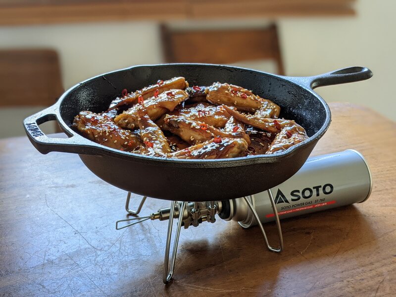 100年使える一生モノ ロッジのスキレットを徹底解説 おすすめサイズ一覧や他社スキレットとの比較も ベランダ飯