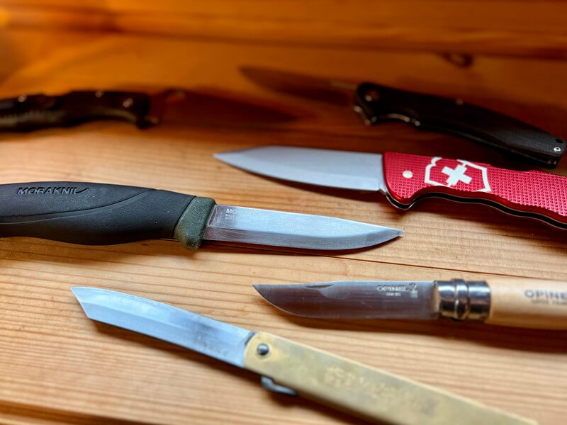 モーラナイフ‗卓上‗さまざまなナイフ